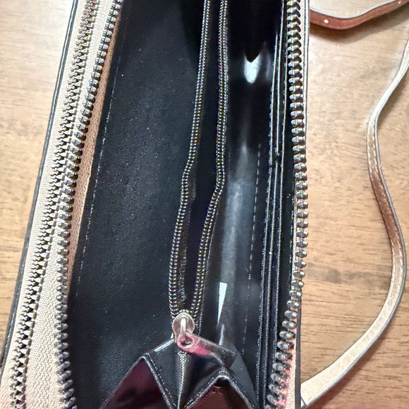 Sam & Hadley Embossed Wallet-On-A-String - Picture 9 of 16